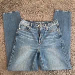 American eagle mom jeans